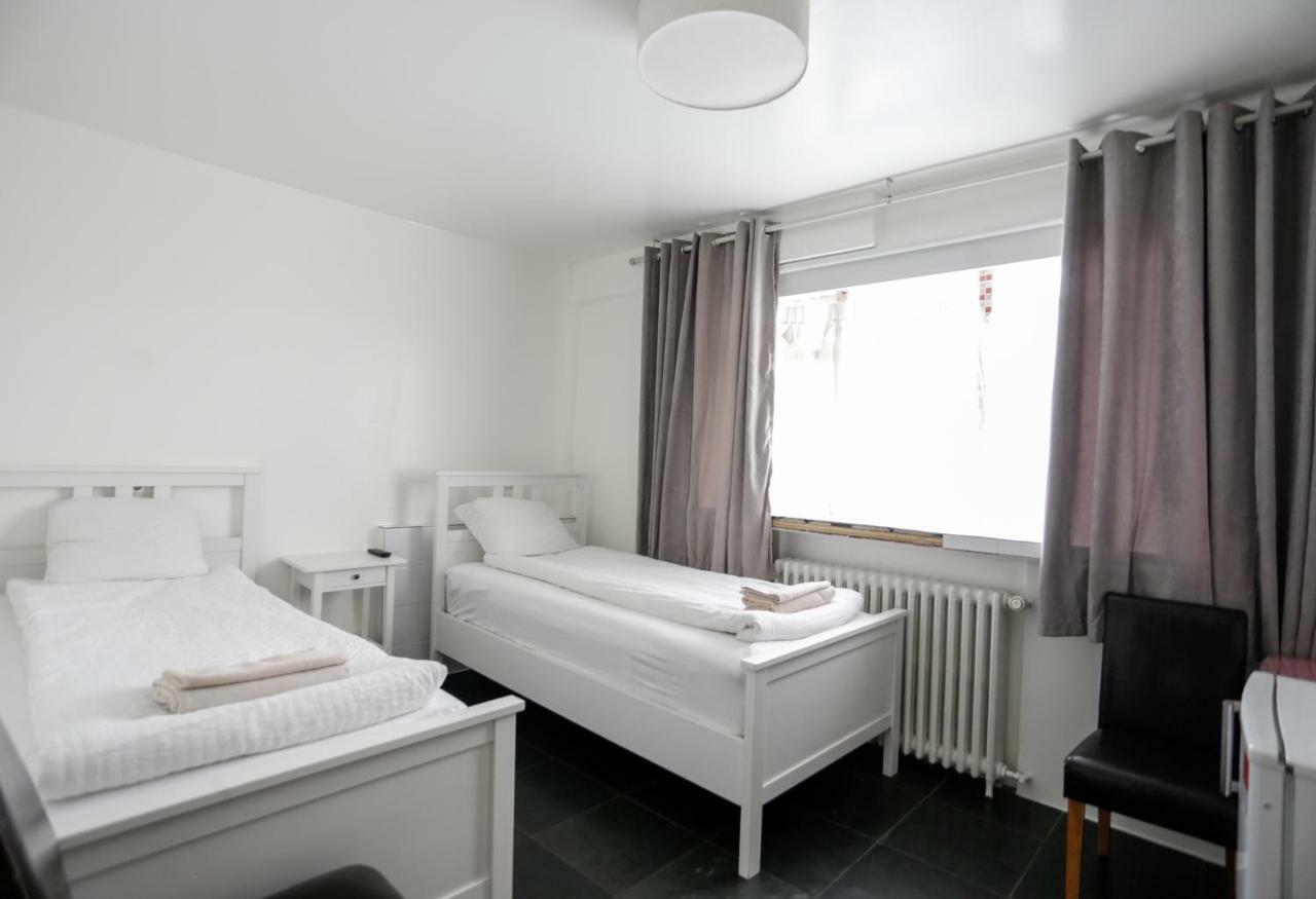 Guesthouse Summerday Reykjavik Bagian luar foto