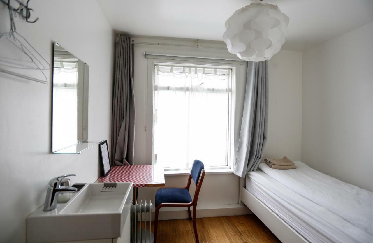 Guesthouse Summerday Reykjavik Bagian luar foto